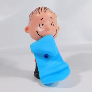 Linus Peanuts Charlie Brown Linus blanket McDonald's Movable Toy 2015